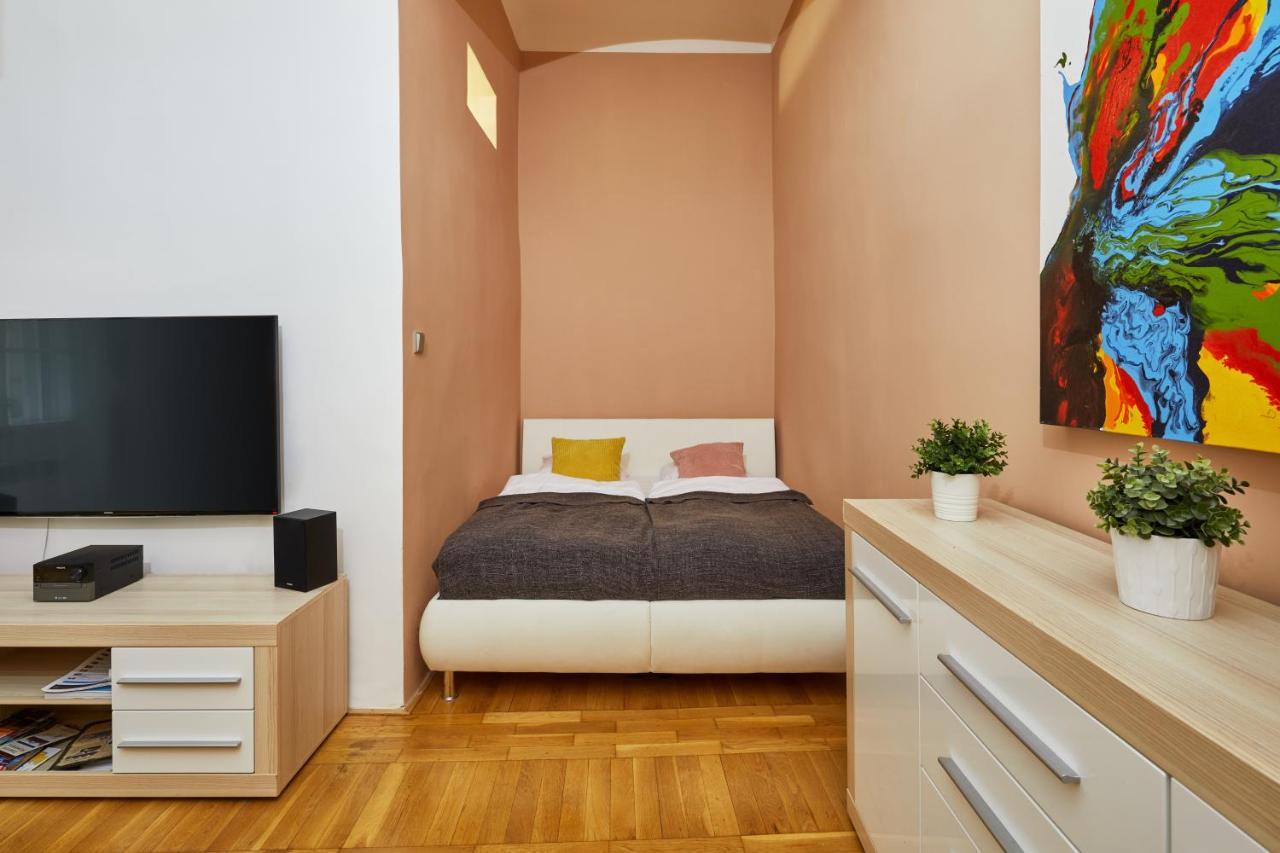 Prague Days - Cozy Flat In The Old Town Lejlighed Eksteriør billede